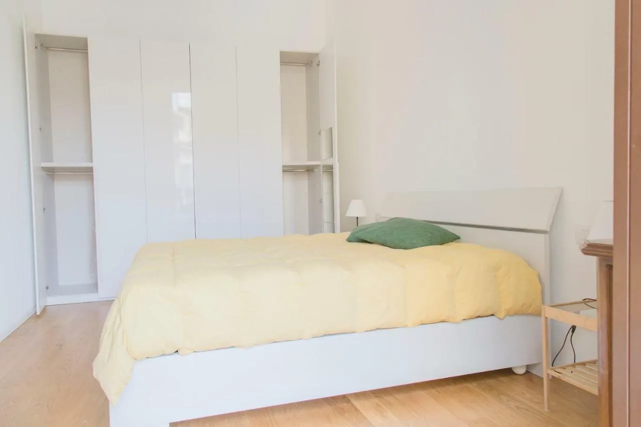 Modern And Central Apt In Porta Romana Milan 0*,  Italy