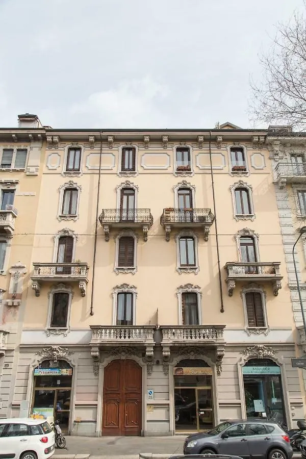 Modern And Central Apt In Porta Romana Milán
